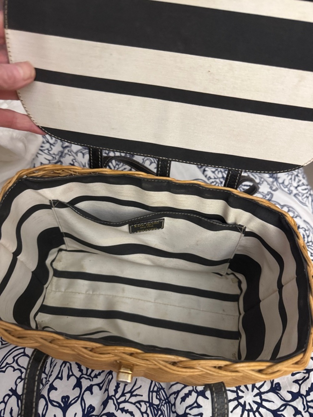 kate spade Black & Tan Purse Tote with Gold Turn-Lock - Picture 4 of 7